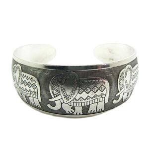 Bracelet Manchette Argent Massif Avec Motif éléphant - Occasion En Bon état