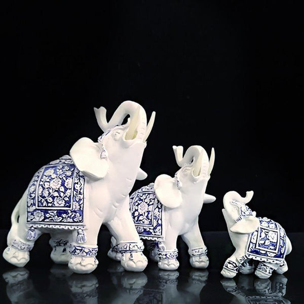 Statuette éléphant En Porcelaine Indonésienne - Style Ethnique Marron - Occasion Excellent état